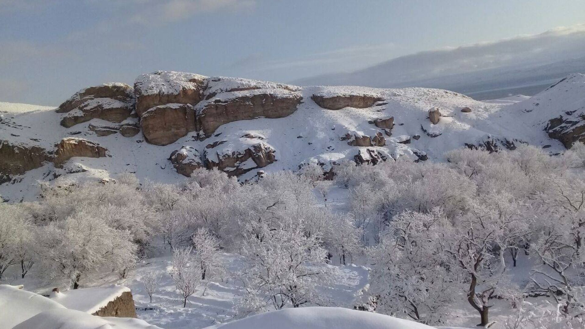بارش برف در روستای اصقول سربیشه