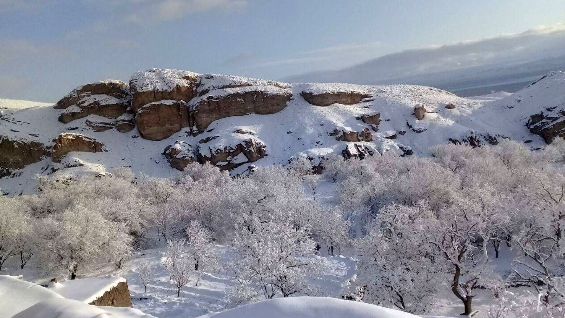بارش برف در روستای اصقول سربیشه