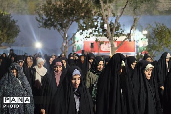 تداوم تجمعات مردمی در شهر گلستان