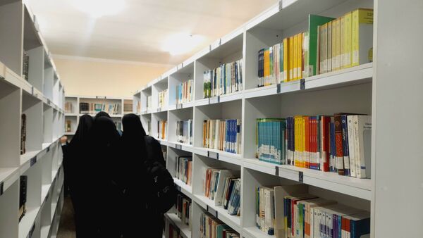 بازدید علمی دانش‌آموزان شاهد عصمت ناحیه 3 کرج از دانشگاه فرهنگیان پردیس امیرکبیر کرج