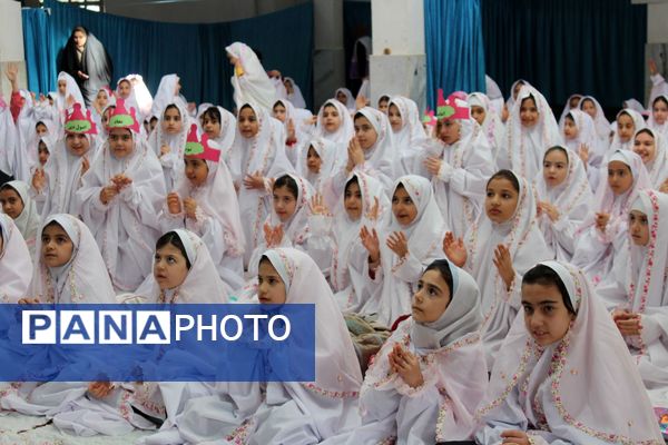 پرواز فرشته‌های آسمانی؛ جشن تکلیف دختران سملقان در مسجد جامع