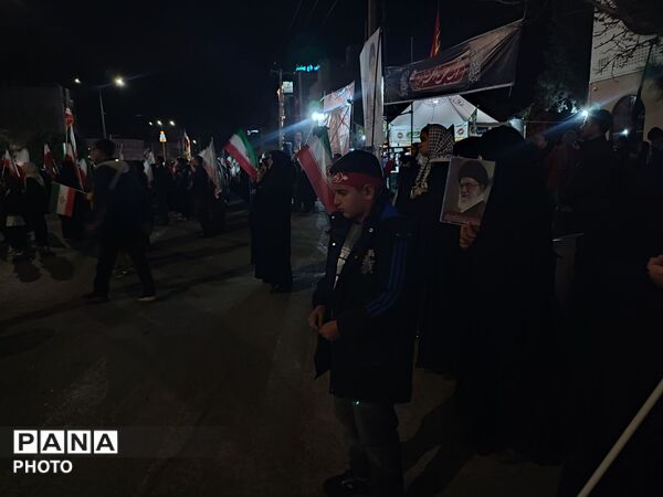 قاب پانا میزبان اجتماع پرشور مردمان ولایت مدار نیشابور در بلوار فضل