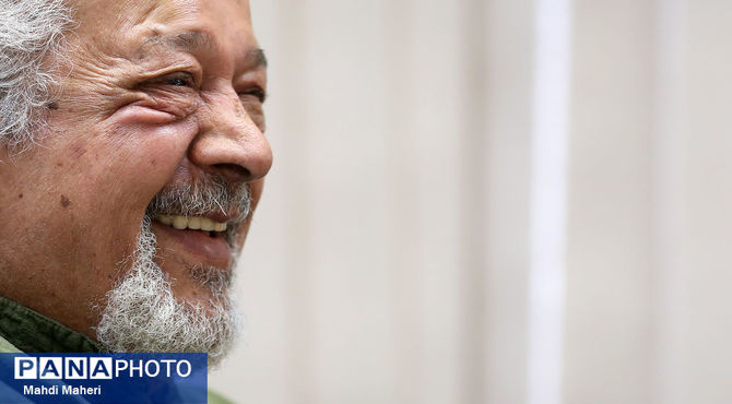 رضا فیاضی: یلدا اگر فقط به ویترین و عکس ختم شود، از معنا تهی می‌شود