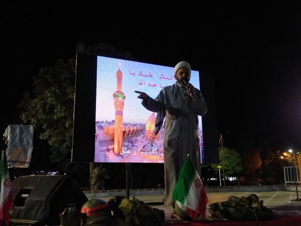 آیین بزرگداشت شهدای دفاع مقدس در مسیر«اتحاد مقدس»