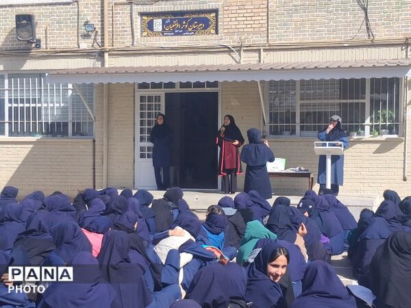 تقدیر از برگزیدگان هفتگی در کوثر نور