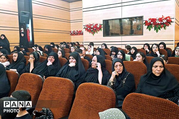 روایت آسمانی فرشتگان میناب در فرهنگسرای امام علی(ع) شهریار