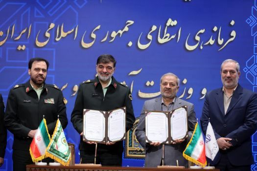 امضای تفاهم‌نامه همکاری مشترک بین فرماندهی انتظامی و وزارت آموزش و پرورش