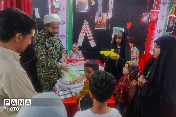 خدمت رسانی دانش‌آموزان و فرهنگیان دبیرستان تزکیه شهرری در موکب بسیج دانش آموزی 
