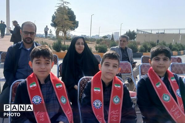 آیین خشت گذاری هنرستان فنی و حرفه ای و کار و دانش در چهاردانگه