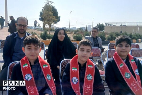 آیین خشت گذاری هنرستان فنی و حرفه ای و کار و دانش در چهاردانگه