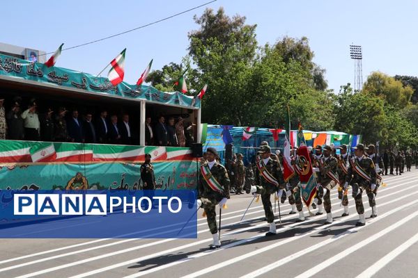 مراسم رژه روز ارتش در شیراز
