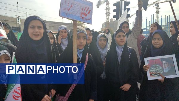 راهپیمایی یوم الله 13 آبان در مشهد مقدس 