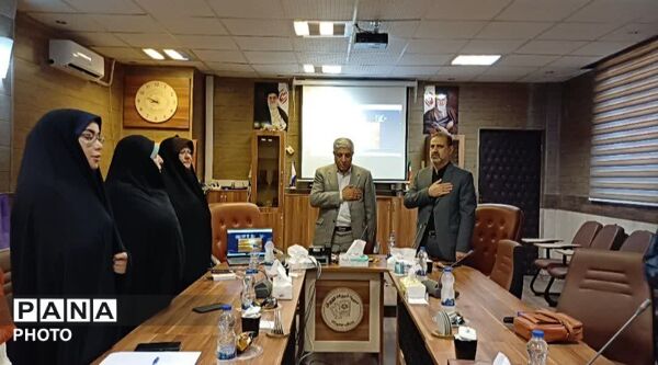 تجلیل از برگزیدگان مسابقات فرهنگی و هنری و پرسش مهر ریاست جمهوری منطقه ۱۶ شهر تهران