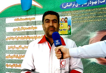 همراهی سرخ‌پوشان هلال احمر تربت جام با مسافران نوروزی در قالب «طرح فاخر»