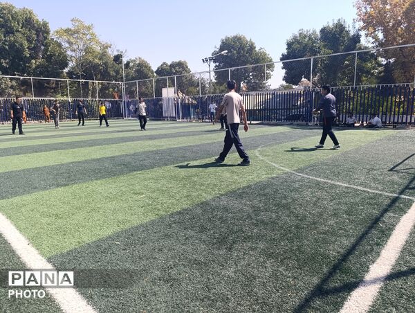 اردویی برای آشنایی با مدرسه