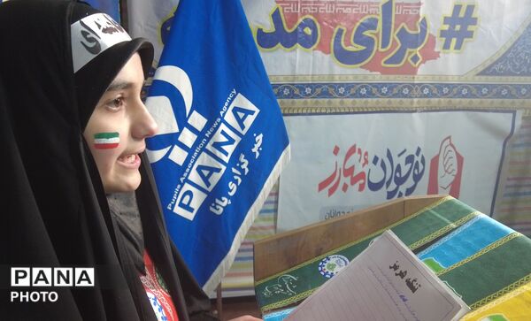 حضور پرشور نوجوانان مبارز در کافه رسانه اردبیل