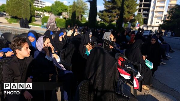 گردهمایی اهالی فرهنگ و هنر در فرهنگسرای سیمرغ نیشابور 