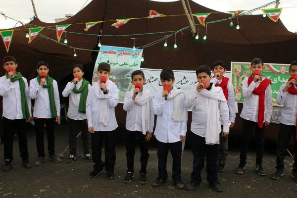 شادپیمایی خانوادگی جشن نیمه شعبان در قم