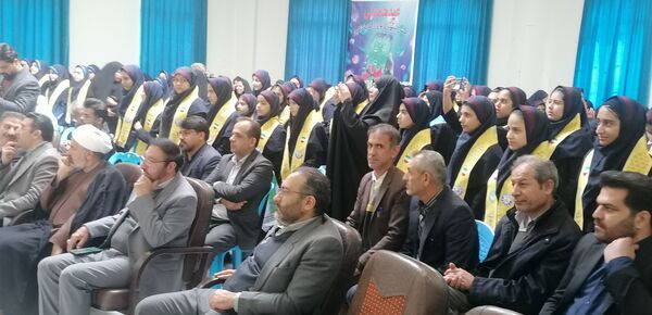 نواخته شدن زنگ نیکوکاری در دبیرستان مولوی شهرکرد 
