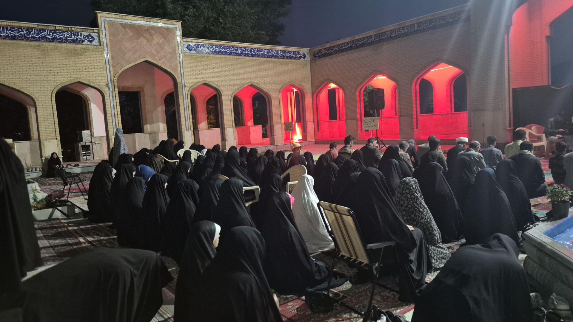 شب‌های نورانی گلزار شهدا در تجمعات مردمی در فارسان