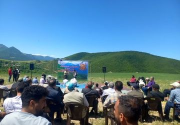 همایش پیاده‌روی خانوادگی در روستای ایول چهاردانگه 