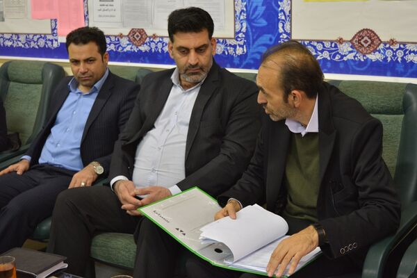 زنگ پژوهش در بهارستان‌دو