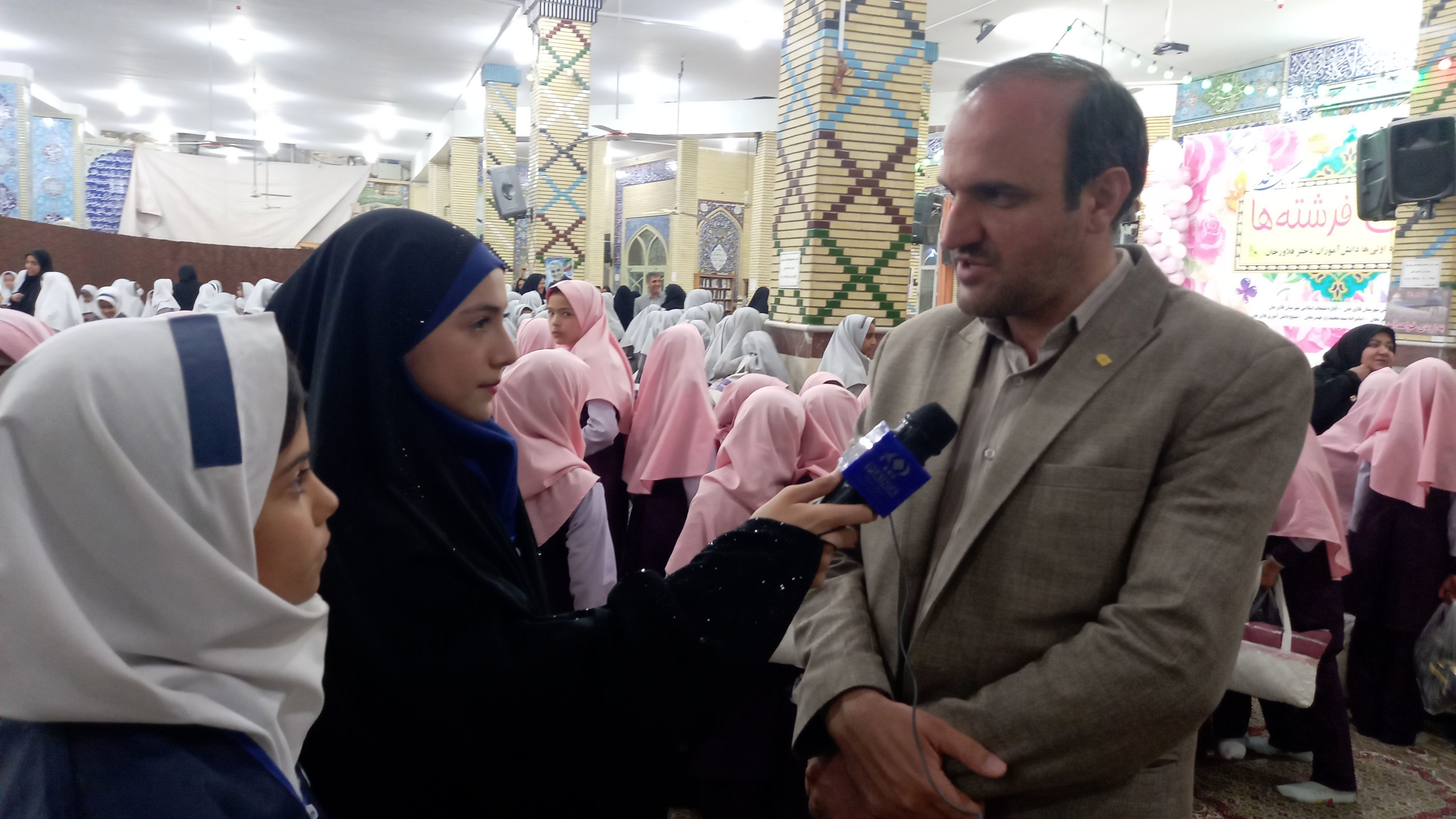 جشن بزرگ فرشته‌ها در فلاورجان/ فیلم