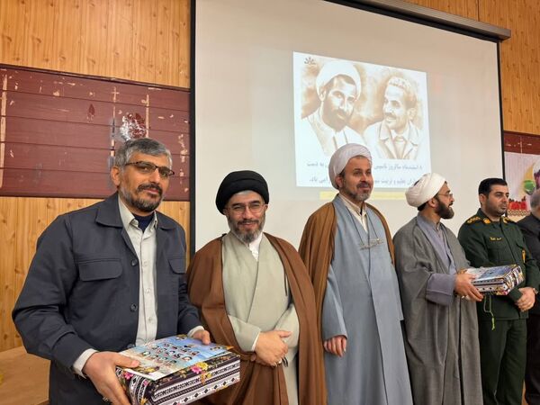 هفته امور تربیتی با شعار تربیت آرمانی در آمل 