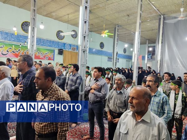 صغاد در سوگ و افتخار شهدا؛ مسجدالنبی میزبان یادواره‌ای معنوی