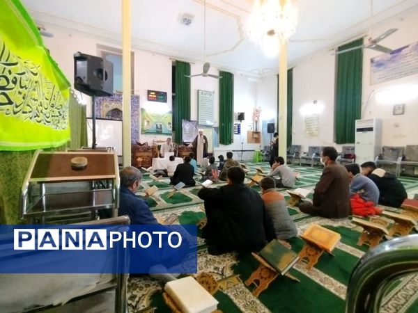 محفل انس با قرآن کریم در کاشمر