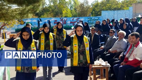 جشن عاطفه‌ها در مدارس اسکو