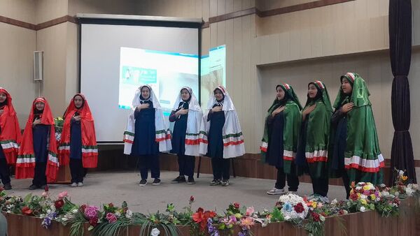 افتتاح طرح «مصباح‌الهدی و امام‌شناسی» در منطقه ۱۰ با حضور مسئولان فرهنگی و آموزشی