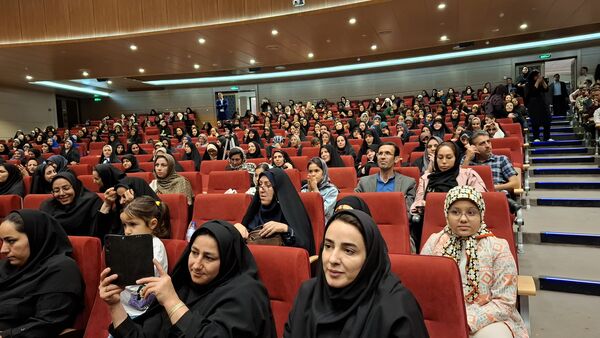 تجلیل از مقام شامخ معلم در دامغان
