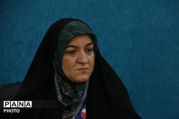 بررسی راهکارهای تقویت شبکه پانا در نشست رابطین استان یزد