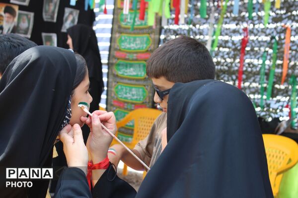 خدمت رسانی به زائران رهبر شهید در موکب آموزش و پرورش شهرستان سملقان