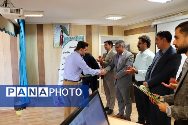 برگزاری مراسم روز ملی به‌ورز در شبکه بهداشت و درمان قروه