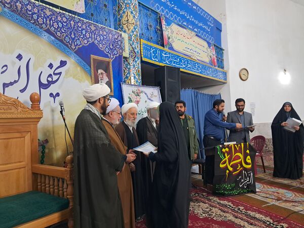 محفل انس با قرآن کریم در مسجد جامع قائمشهر