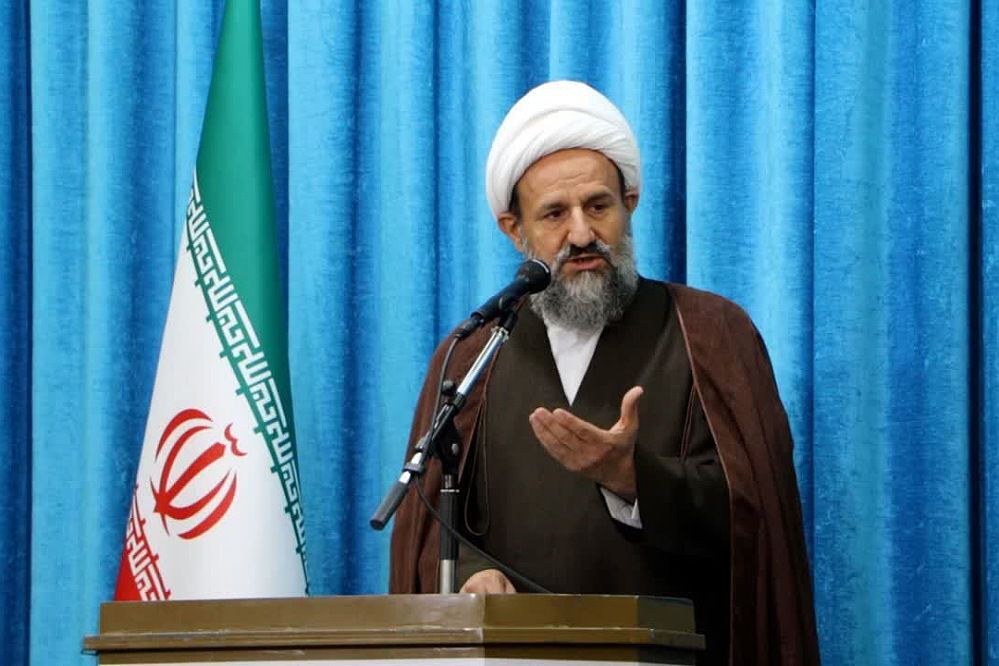 نماز جمعه عبادی سیاسی این هفته شهرستان‌قرچک