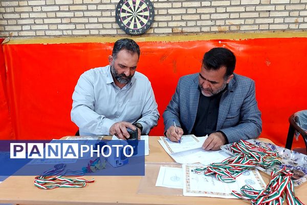 برگزاری مسابقات ورزشی در ورزشگاه شهدای قلعه نو کهریزک