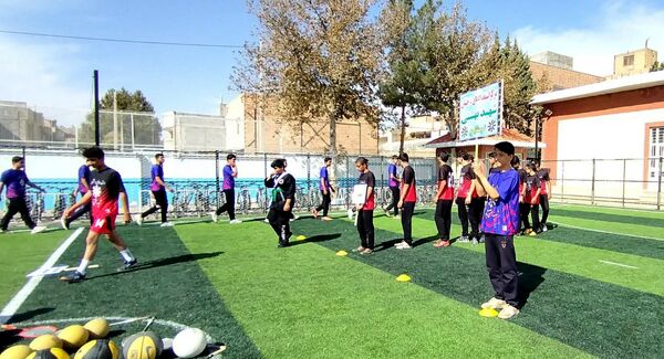 افتتاحیه المپیاد ورزشی درون مدرسه ای شهید بهشتی 