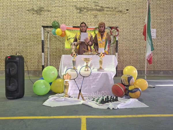 جشن پویایی و نشاط در مدرسه فاطمیه حاجی‌آباد