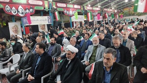 زنگ انقلاب در اصفهان نواخته شد