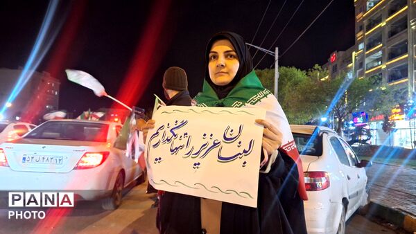 راه رهبر شهیدمان و شهدای میناب را ادامه می دهیم