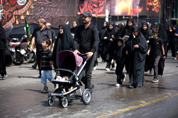 پیاده روی جاماندگان اربعین در اصفهان