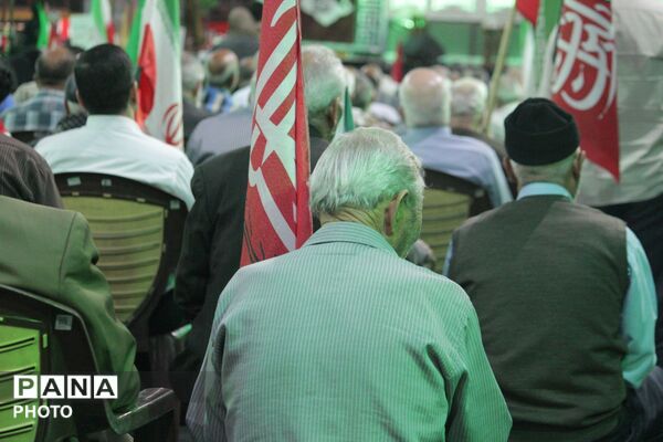 تجمع حماسه‌ساز مردم اسلامشهر؛ تجلی همبستگی و حمایت از میهن