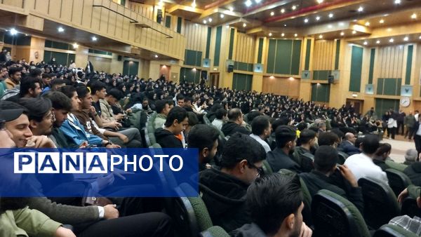 جشن روز دانشجو در دانشگاه آزاد واحد کرج 