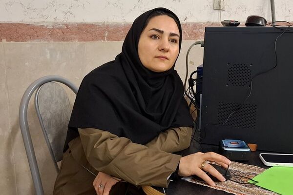 جلسه شورای دبیران در مدرسه جوادالائمه بهارستان ۲