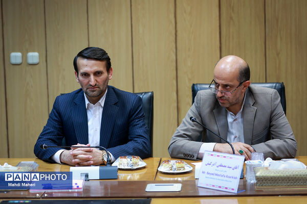 نشست مشترک وزیر آموزش و پرورش ایران و وزیر آموزش، علوم، فرهنگ و جوانان ارمنستان