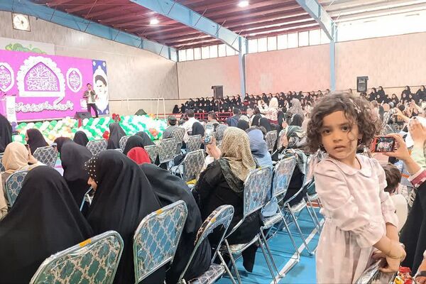 برگزاری جشن بزرگ دختران ایران قوی در شهرستان قرچک 
