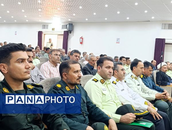  آیین و تکریم فرمانده نیروی انتظامی شهرستان خلیل آباد 